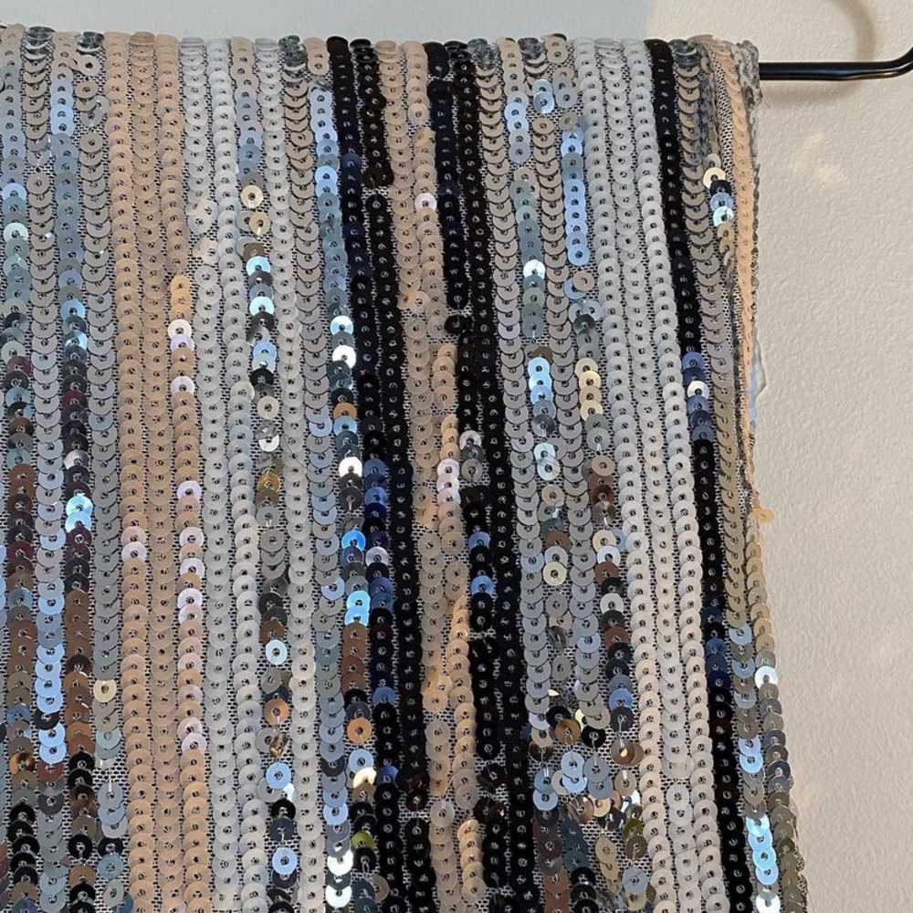 Sparkly high waisted skirt